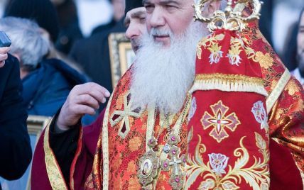 Предстоятель УАПЦ извинился перед украинцами за скандального архиепископа