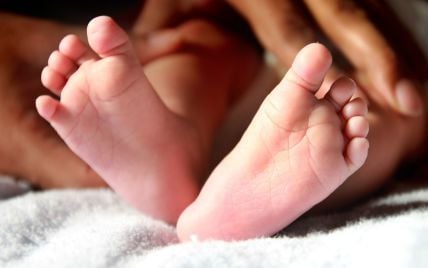 Беременной женщине пришлось выбирать между жизнью ребенка и сохранением ноги: трогательная история британки
