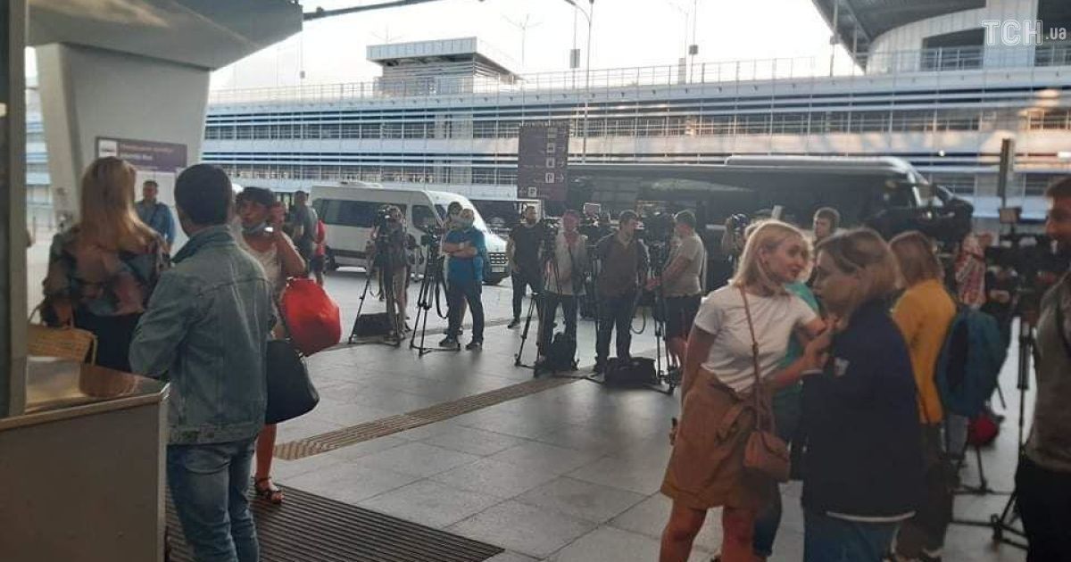 українці прилетіли з Греції_1 / © Татьяна Фруктова/ТСН