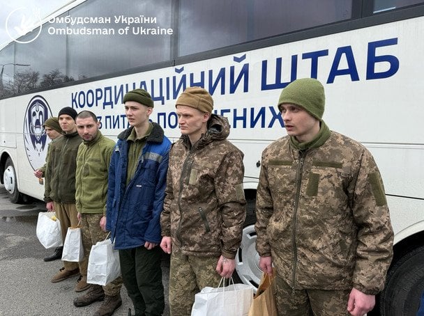 З російського полону звільнено 7 цивільних: що про них відомо