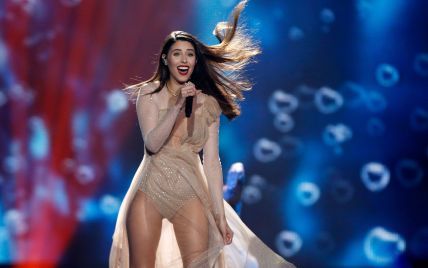 Без бюстгальтера: представительница Греции на "Евровидении" вышла на сцену в прозрачном платье