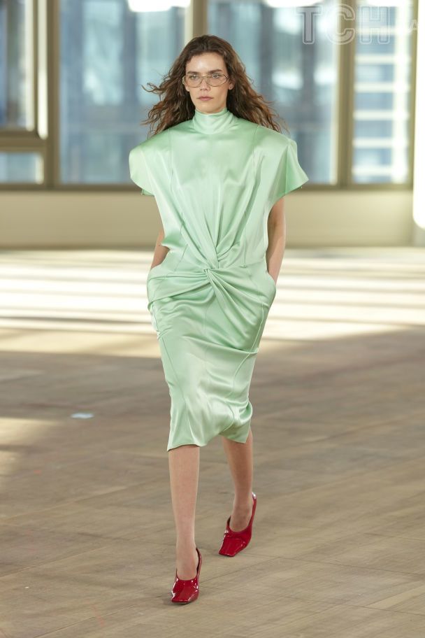 Показ Stella McCartney осінь-зима 2025-2026 / © Associated Press