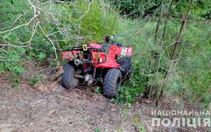 Врезался в дерево: в Ровенской области в ДТП погиб 16-летний парень