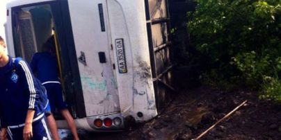 Автобус із гравцями "Динамо" потрапив в аварію