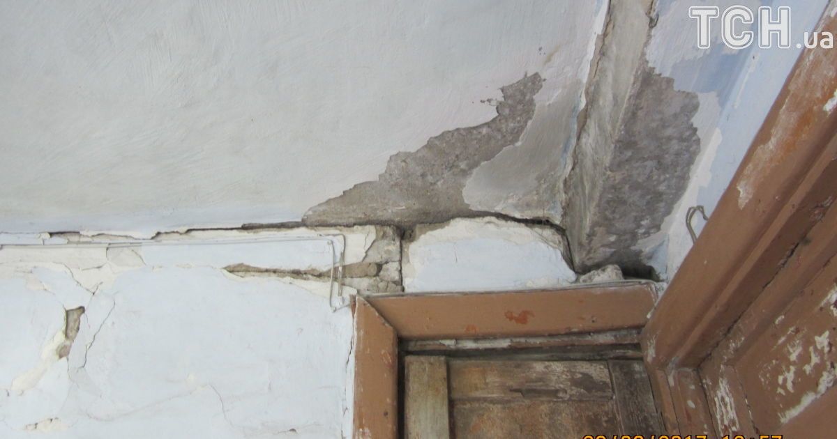 аварійний дім у херсоні_2 / © ТСН.ua