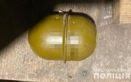 В Киеве мужчина из-за ревности бросил гранату в знакомую и ее товарища (фото, видео)