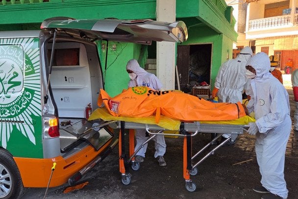 Обвал школи в Індонезії. / © Associated Press
