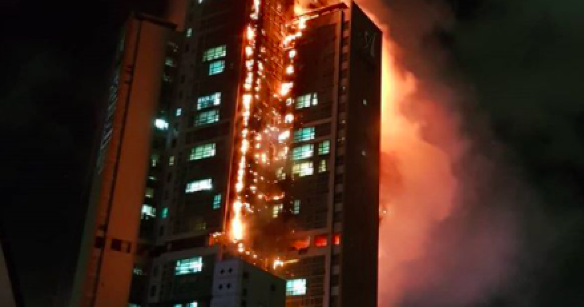 В Южной Корее загорелся небоскреб: почти 90 человек пострадали