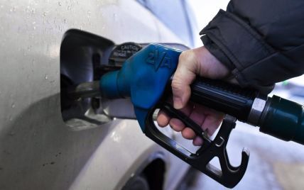 На АЗС на півгривні здешевшали бензин та дизпальне. Середні ціни на 5 березня