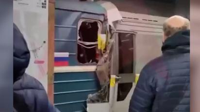 В метро Москвы столкнулись поезда