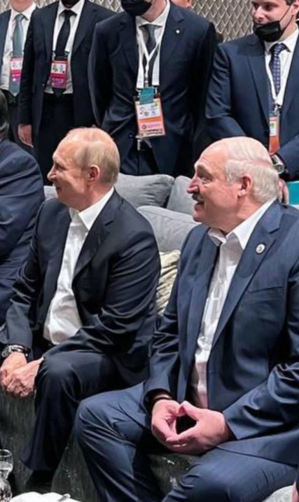 Путина и Лукашенко обходили вниманием на неформальных беседах саммита в Самарканде 2