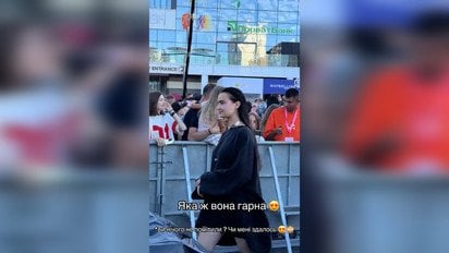 Дружину Артема Пивоварова вперше заскочили на публіці на тлі чуток про вагітність