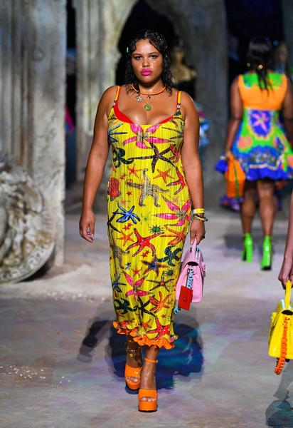 Коллекция Versace трет-а-порте сезона весна-лето 2021 / © East News