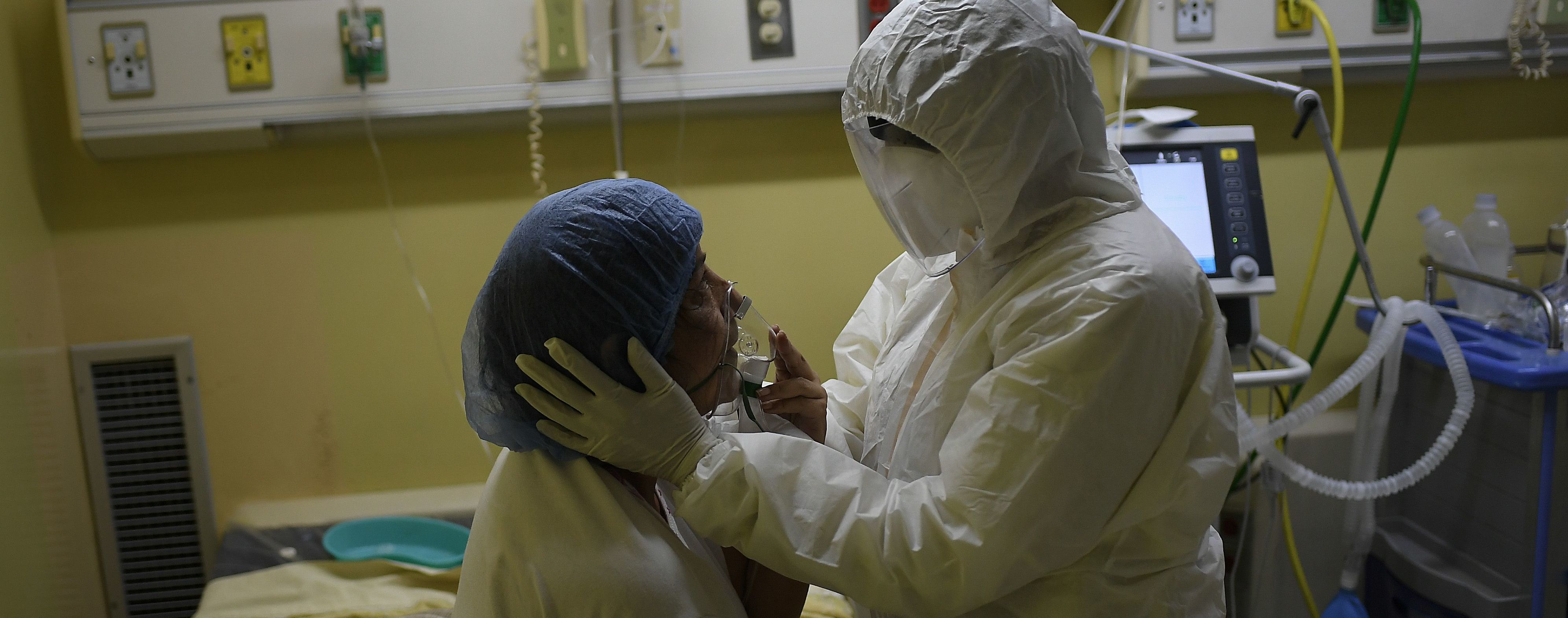 У Херсонській обласній лікарні спалах коронавірусу: заклад закривають на карантин