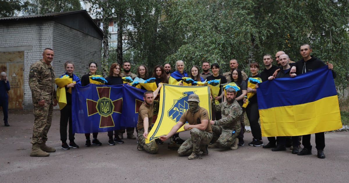 Бригада "Азов" выразила благодарность президенту, СБУ, МВД, ГУР и всем, кто способствовал возвращению азовцев