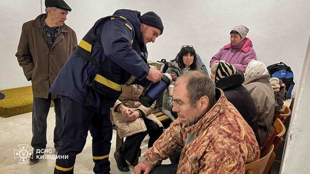 Наслідки нічної атаки на Київщину / © ДСНС