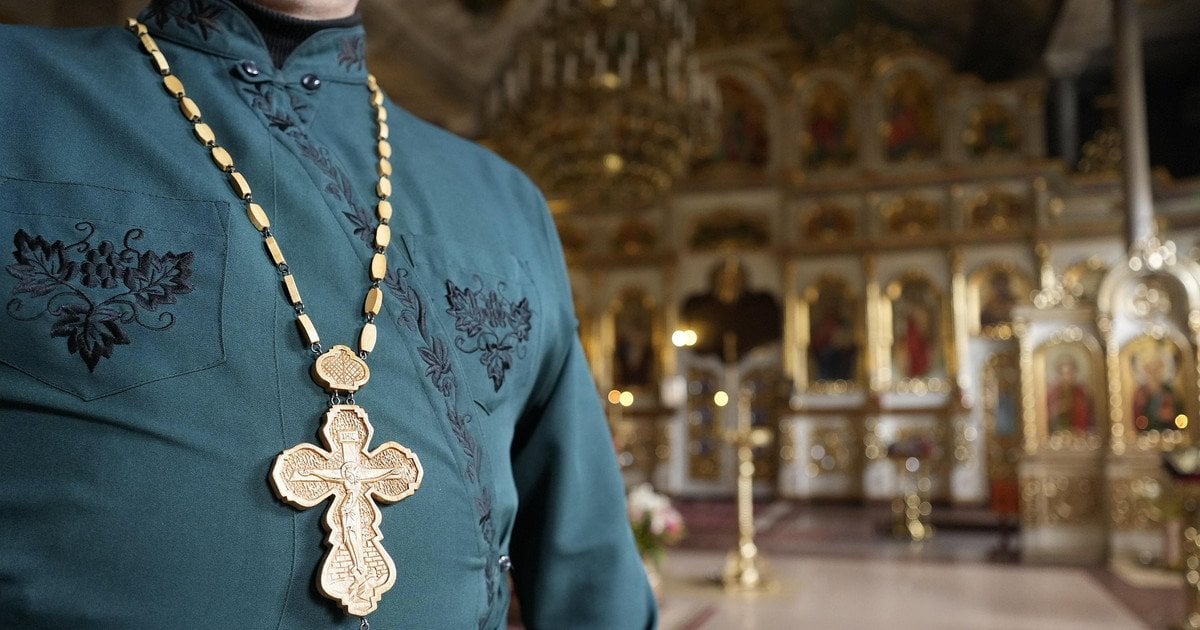 Чи повинні священники воювати