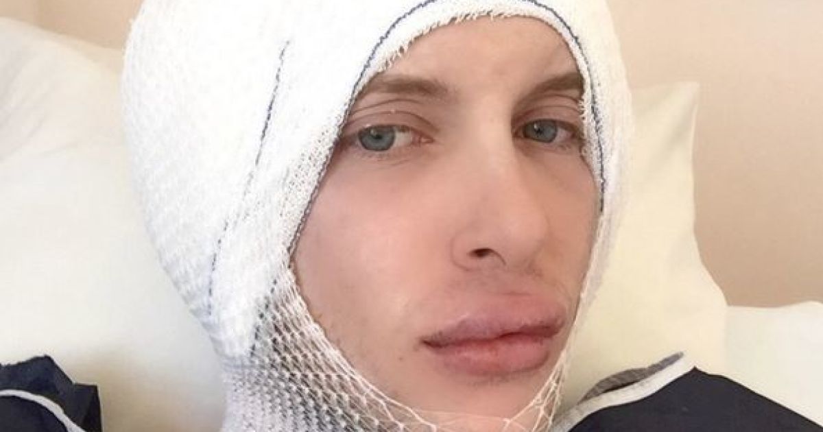 Парень и девушка сделали 15 операций / © instagram.com/kendehar