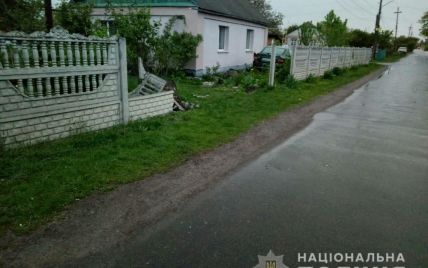 У Вінницькій області водійка у стані алкогольного сп'яніння збила велосипедистку і двох її дітей