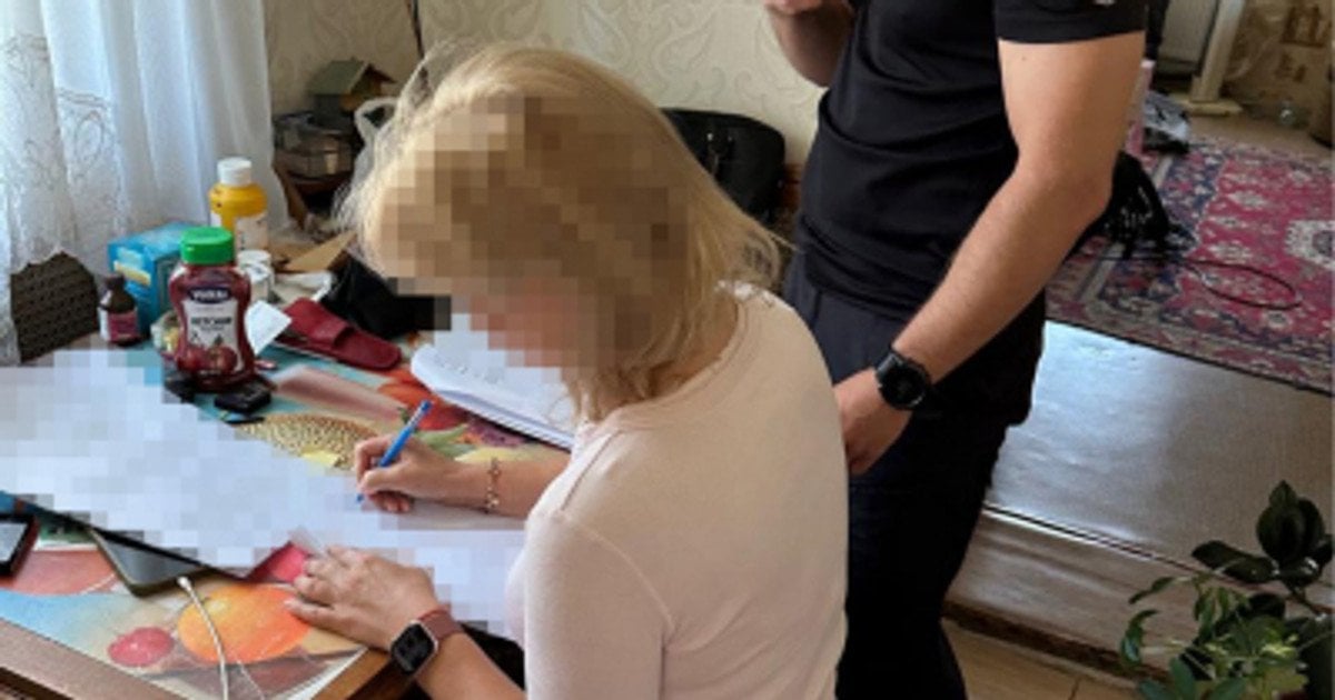 Військова з Полтавщини "проїздила" 190 тис. грн зарплати, відпочиваючи за кордоном під час війни