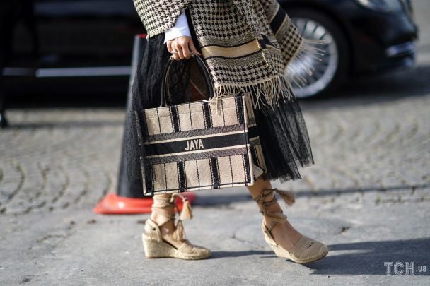 Стрит-стайл на показе Dior / © Getty Images