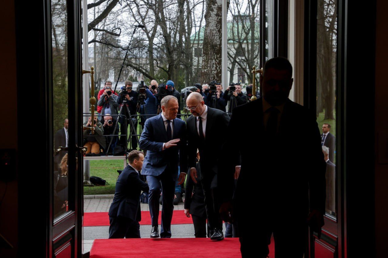 Прем'єр-міністр України Денис Шмигаль зустрівся з прем'єром Польщі Дональдом Туском / © Telegram/Денис Шмигаль