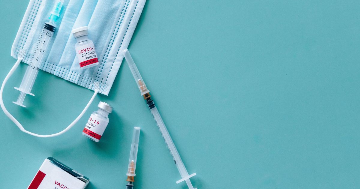 Вакцинация на новогодние праздники в Киеве: где сделать прививку от COVID-19