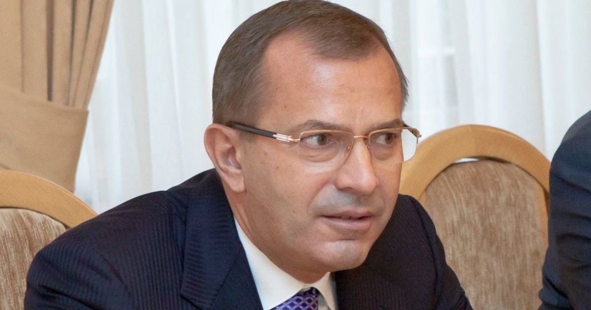Суд ЄС скасував санкції проти Клюєва - журналіст