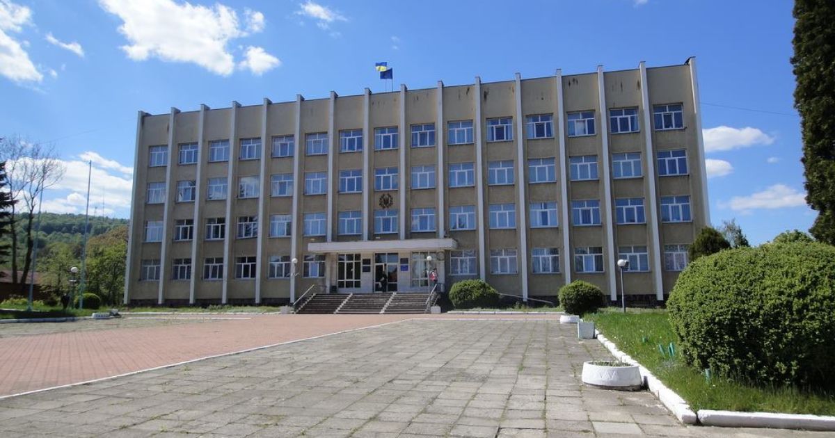 В Бориславском горсовете уточнили, кто проводил спецоперацию и задерживал ромов