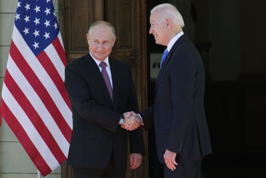 Відомі склади делегацій США і РФ на зустрічі Байдена і Путіна