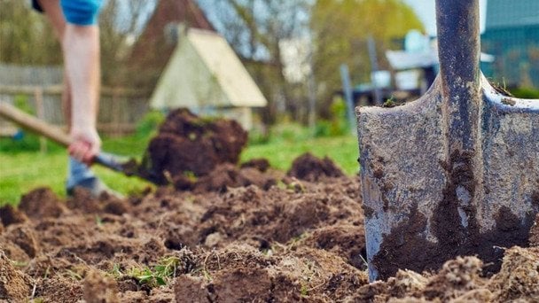 Чи можна працювати на другий, третій день день після Паски, коли можна братися до роботи після Великодня