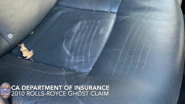 Сліди в салоні автівки.  / © Bild