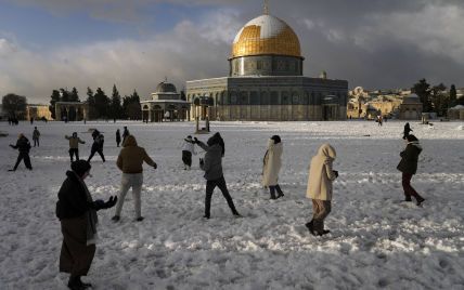 Єрусалим накрила потужна хуртовина: у школах зупинили навчання