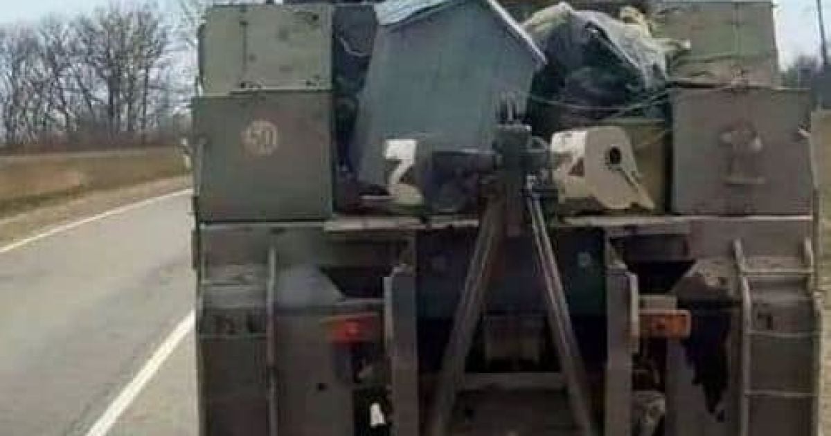 "Погиб, обнявшись с бойлером": в Минобороны назвали топ-5 "сокровищ" российских мародеров