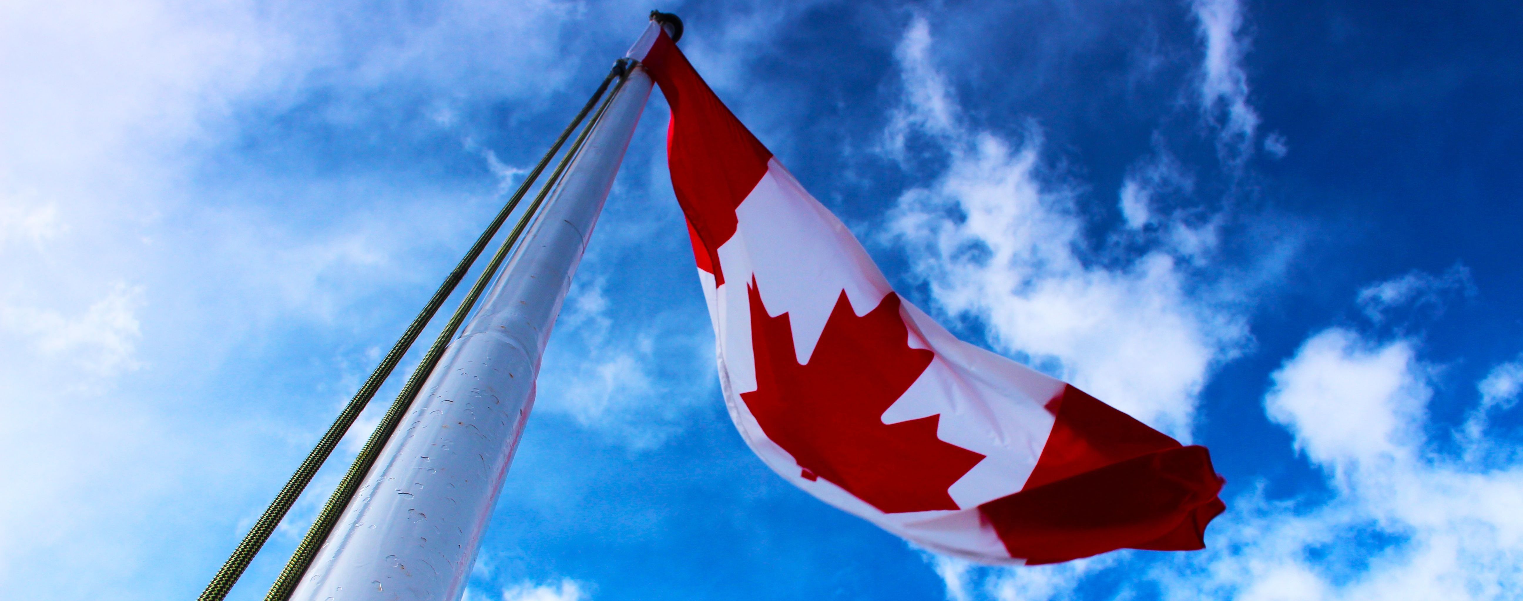 Трюдо приглашает в Канаду квалифицированных мигрантов, чтобы построить "сильную страну"