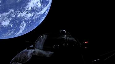 Tesla Roadster, Space X_4 / © Dorje Batuu / Facebook