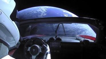 Tesla Roadster, Space X_3 / © Dorje Batuu / Facebook