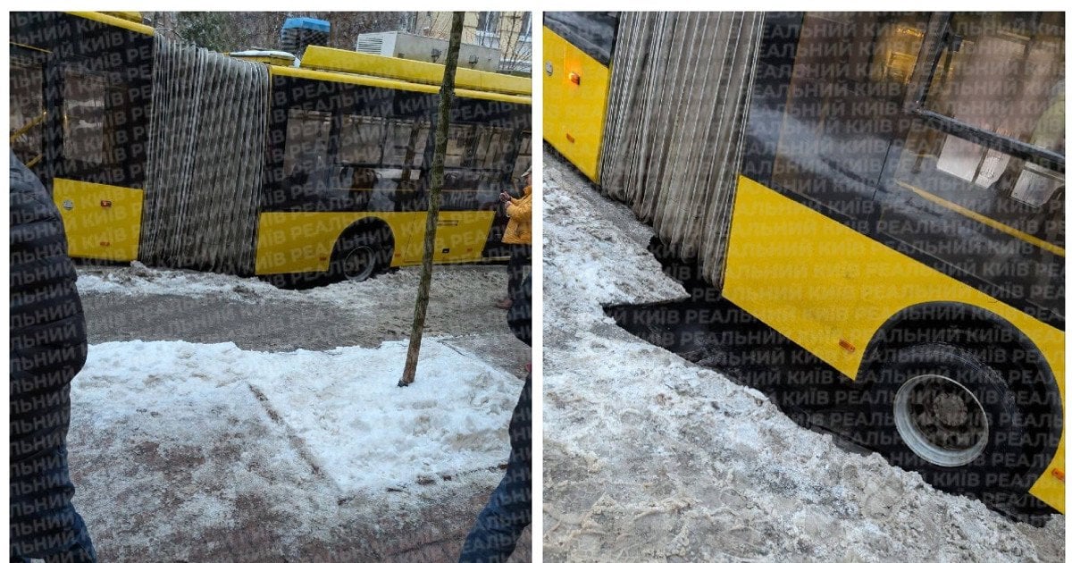 В Киеве провалился троллейбус на ул. Софиевской