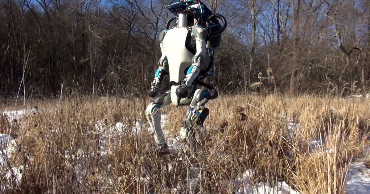 Boston Dynamics показала робота нового поколения (Видео)