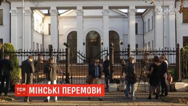 В Минске в очередной раз попытаются прийти к согласию в вопросе разведения войск в Донбассе