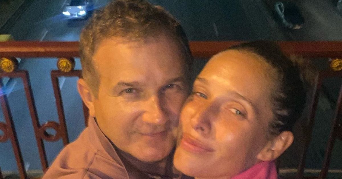 Романтична Катерина Осадча без макіяжу погуляла нічним Києвом з Горбуновим