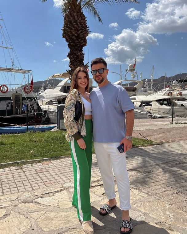 Экс-муж Ани Лорак со второй женой / © instagram.com/__l_i_l_i_a___