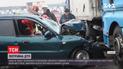 В Днепре водительницу, повлекшую аварию, пришлось вырезать из искореженной легковушки