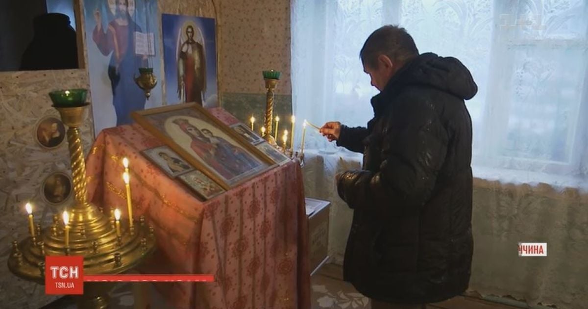 В Бахмуті облаштували єдину церкву ПЦУ у підвалі "хрущовки"