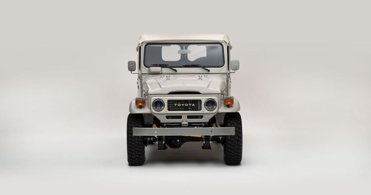 Toyota Land Cruiser FJ45 Troopy