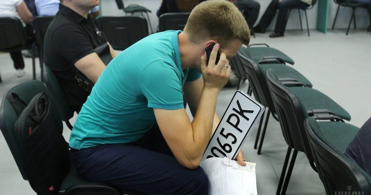 Українські водійські посвідчення переведуть на євростандарти. Що слід знати автовласникам