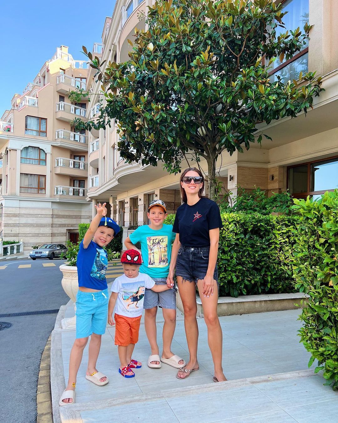 Кристина Решетник с сыновьями / © instagram.com/kristina_reshetnik