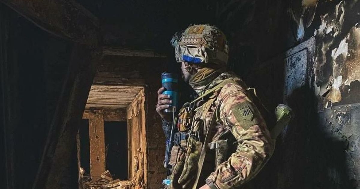 Зеленский рассказал о "сложных и деликатных переговорах" ради спасения людей из "Азовстали"