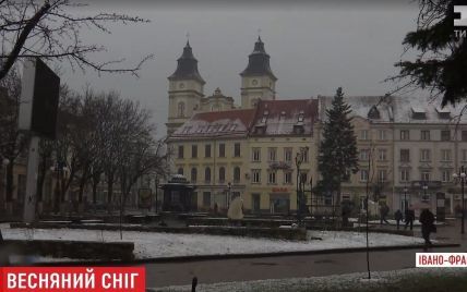 В Украину вернулся пушистый снег