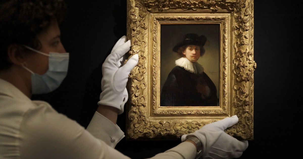 Sotheby’s заборонив брати участь в аукціонах російським покупцям